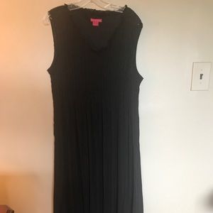 Black sleeveless maxi dress. Sunny Leigh, sz XL.
